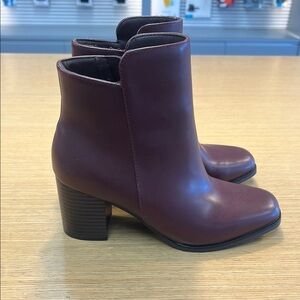 White Mountain VOGUED Burgundy Ankle Boots 6m